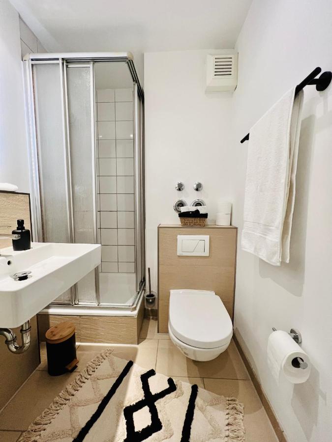 Sunset Apartment: Free Parking + Balcony + Netflix Essen Exterior foto